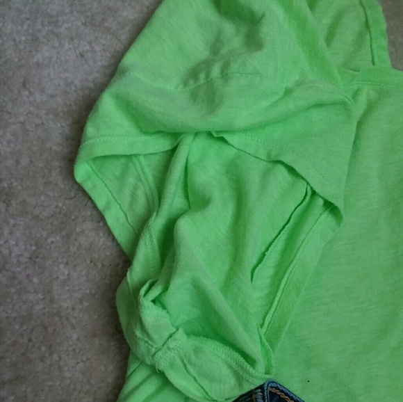 PINK VICTORIA SECRET NEON CROP TEE OVERSIZED EUC - Picture 5 of 5